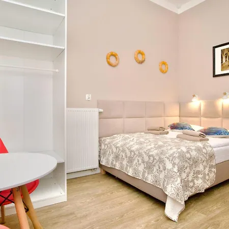 Апартаменты Bagel Old Town